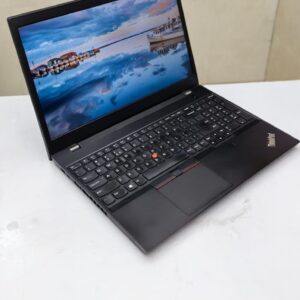 Lenovo ThinkPad p15v gen1